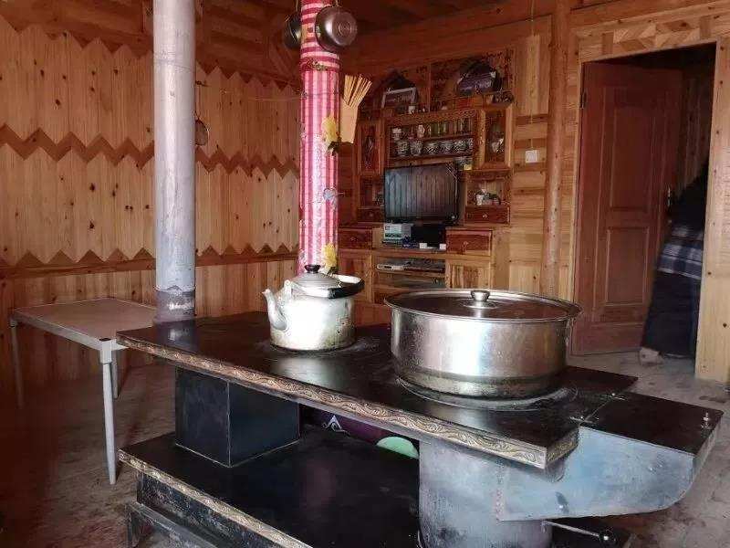 ཁྱིམ་ཚང་མཐུན་ན་བདེ་བའི་མཆོག