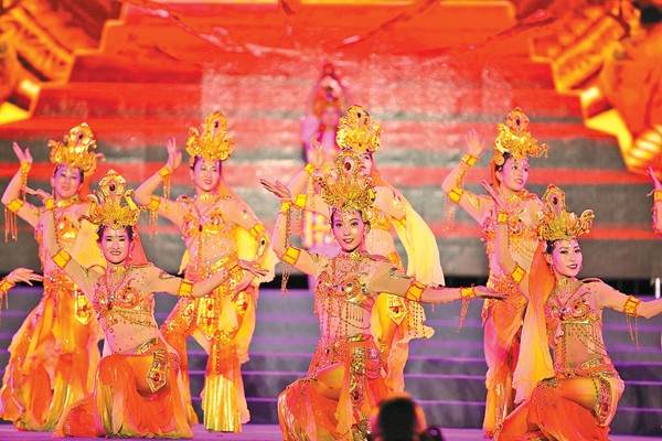 ཐུ་བྷོད་ཀྱི་རིག་གནས་ངོམ། མི་རིགས་ཀྱི་ཉམས་འགྱུར་མངོན།