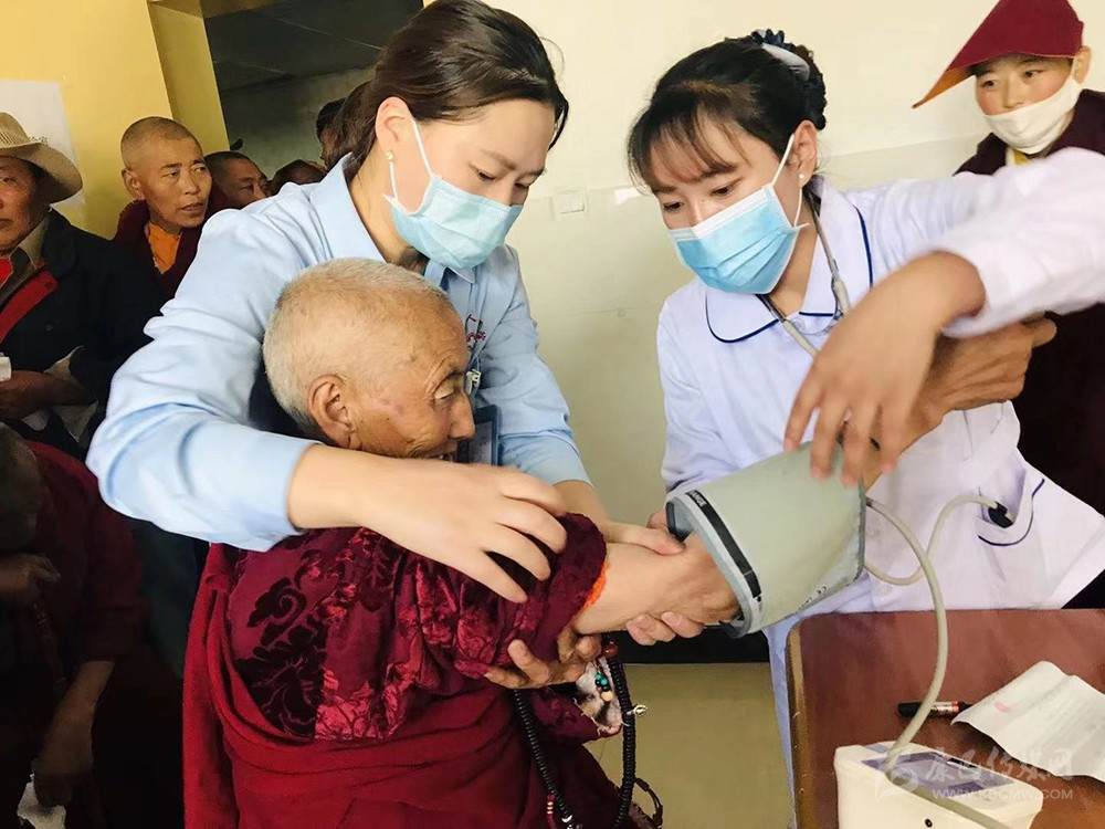 གསེར་ཐར་རྫོང་གི་ལིང་གྲིབ་ནད་པ120ཡིས་སླར་ཡང་འོད་སྣང་མཐོང་།