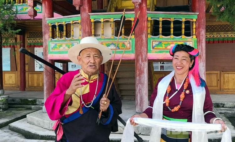 དགུང་གྲངས76ལ་སླེབས་པའི་རྒྱལ་ཁབ་རིམ་པའི་གླིང་སྒྲུང་རྒྱུན་འཛིན་པ་དང་བུ་མོ་དངོས་སློབ་ཀྱི་ལོ་ངོ40ཡི་ངོ་མཚར་ལས་དབང་།