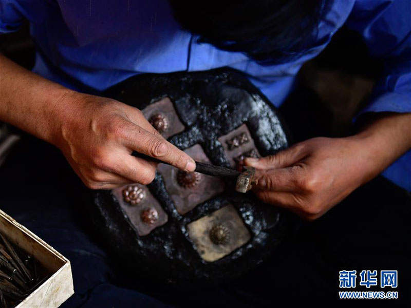 ༄༅།། ཡུལ་ཤུལ་གྱི་བོད་གྲིའི་རྒྱུན་འཛིན་པ།