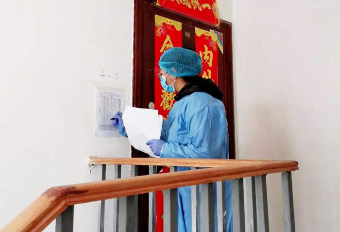 རིམས་འགོག་འཐབ་ས་དང་པོའི་སྨན་པ་ཚེ་རིང་པད་སྒྲོན།