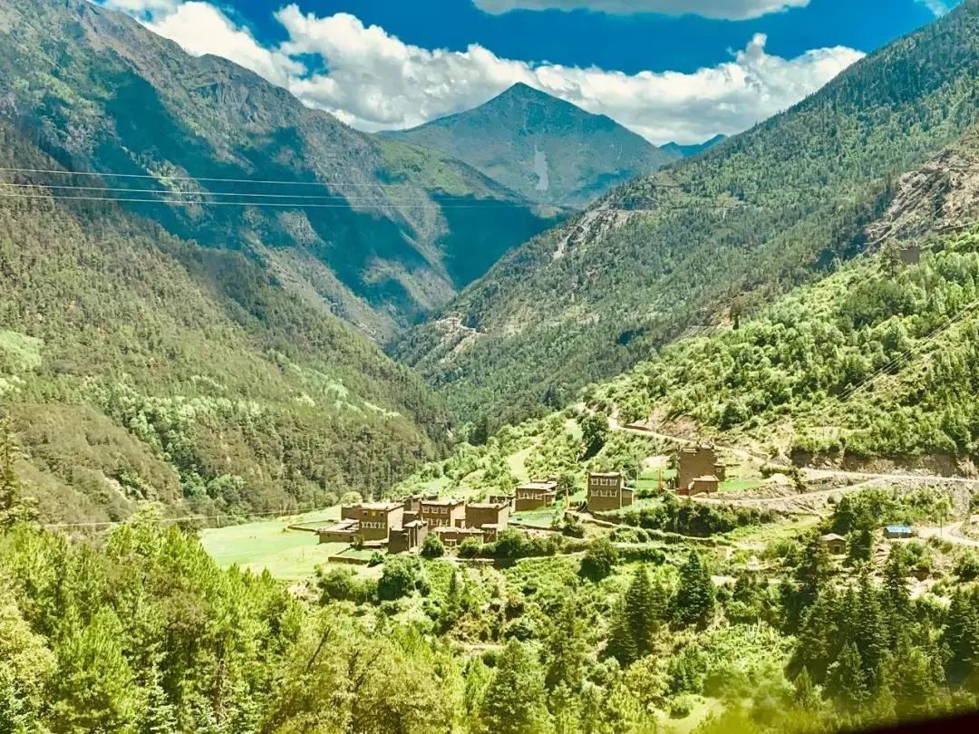 ཉག་ཆུ་རྫོང་མི་བཟང་ཡུལ་ཚོའི་འཕེལ་རྒྱས་ཀྱི་ཐབས་ལམ།