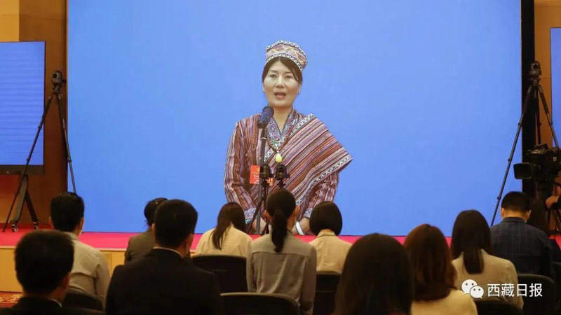 མོན་པའི་དགེ་རྒན་ཞིག་གིས“འཐུས་མིའི་བགྲོད་ལམ”ཐོག་འདི་འདྲ་གསུངས།