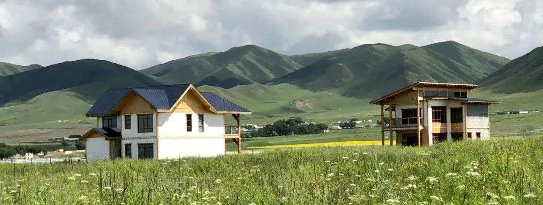 རྨོག་རུ་སྡེ་བར་ཐོན་པའི་རྒྱལ་ཡོངས་བོད་ཡིག་སྨྱན་སྦྱོར་པའི་སྡེ།