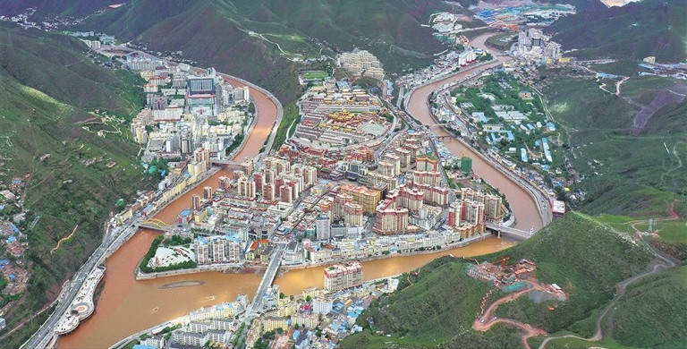 ལོ་ངོ་བདུན་ཅུའི་འཕེལ་རྒྱས་གོམ་སྟབས་བརྟན།　ངོ་མཚར་གྲུབ་འབྲས་མངོན་སུམ་མིག་སྔར་འཆར།