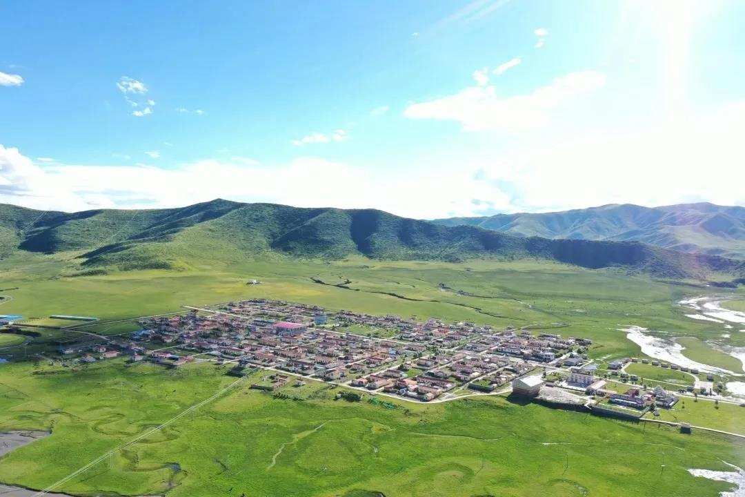 རང་གི་ལག་བཟོར་བརྟེན་ནས་འབྱོར་ཕྱུག་དར་བའི་ལམ་དུ་བསྐྱོད་པ།