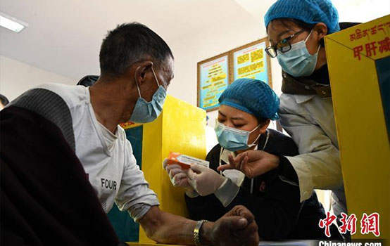 ལྷ་སར་འགོག་ཁབ་རྒྱག་འགོ་བརྩམས་པ།