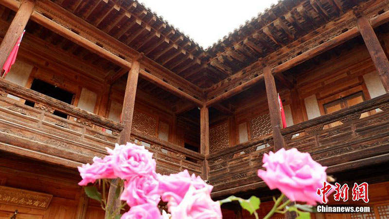 བོད་ཀྱི་སྐུ་དྲག་གི་གཞིས་ཀར་བསྐྱོད་པ། 