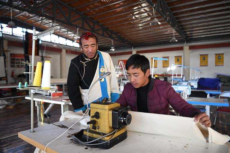 མཉམ་ལས་ཁང་གིས་འབབ་འཕར་ཐབས་ལམ་གསར་པ་བཏོད་པ།