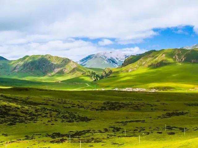 མི་རྣམས་ཕྱི་རོལ་སྣོད་ལ་བརྟེན།། སྣོད་ཁམས་སྲུང་བ་མི་ཡི་འགན།།