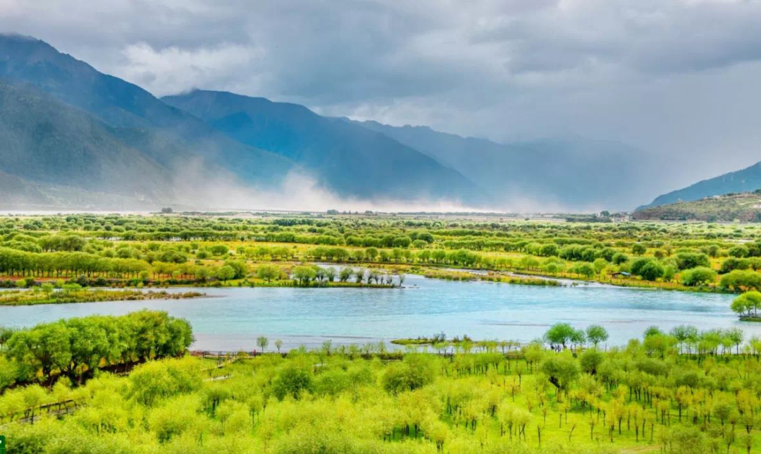 སྐྱེ་ཁམས་ཡག་པའི་རི་ཀླུང་། ཡར་ཉང་རྒྱལ་ཁབ་འདམ་རའི་སྤྱི་གླིང་།