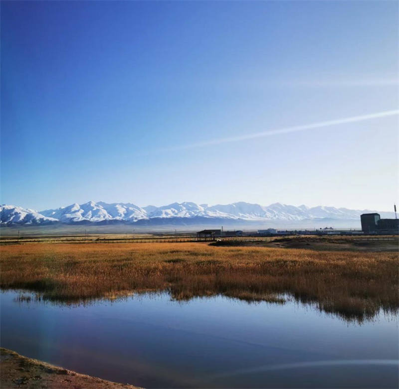 ཚྭ་མཚོའི་སྟོན་ཁའི་མཛེས་ཉམས།