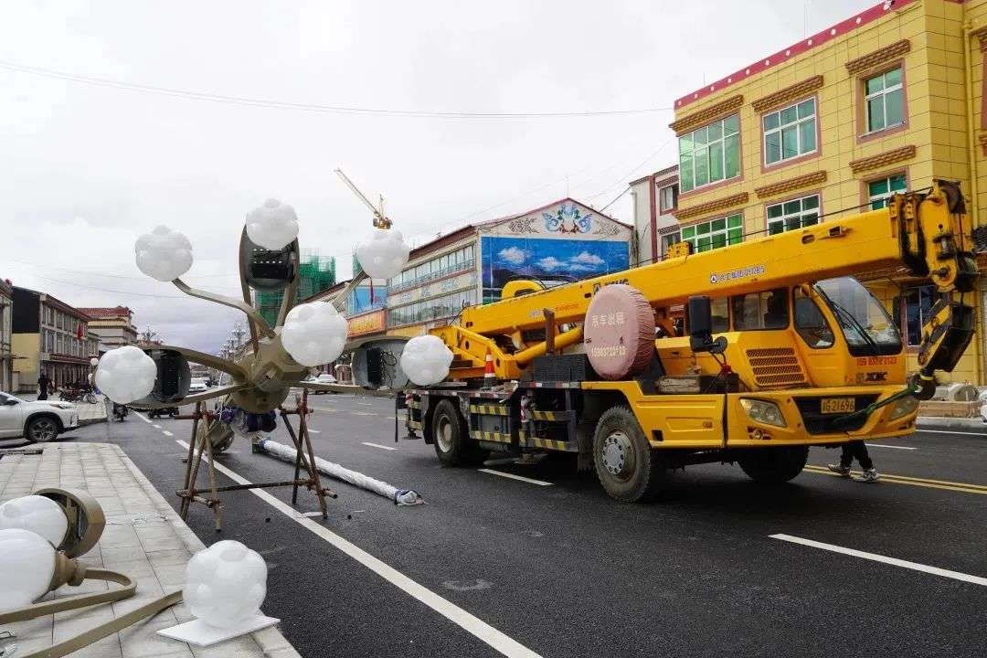 མཛོད་དགེས་མི་སྡོད་ཁོར་ཡུག་རྒྱུན་མཐུད་ངང་ལེགས་སུ་བཏང་།