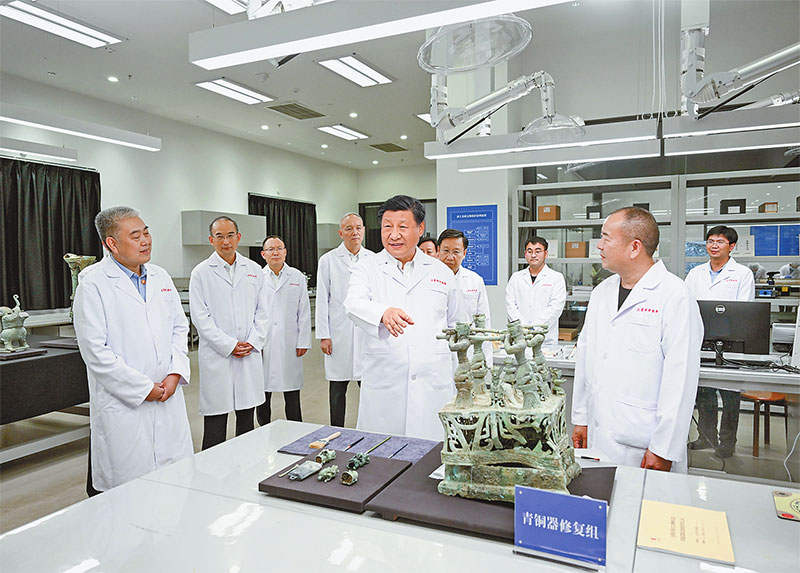 དུས་རབས་གསར་པར་སི་ཁྲོན་བཅོས་སྐྱོང་དང་དར་རྒྱས་སླར་ཡང་སྐས་རིམ་གསར་པ་ཞིག་ཏུ་སླེབས་པར་སྐུལ་འདེད་བཏང་ནས་ཀྲུང་གོའི་ལུགས་ཀྱི་དེང་རབས་ཅན་གྱི་སི་ཁྲོན་གྱི་ལེའུ་གསར་པ་ཧུར་ཐག་རྩོམ་དགོས།