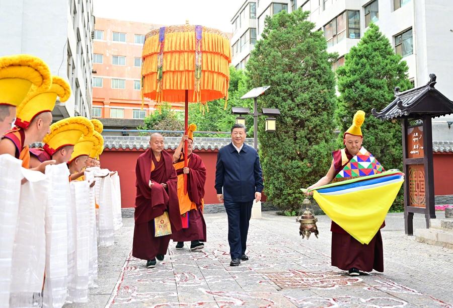 གནའ་བོའི་དགོན་རྙིང་གིས་མི་རིགས་མཐུན་སྒྲིལ་ཡར་ཐོན་གྱི་ལོ་རྒྱུས་དཔང་པོ་བྱས་ཡོད།